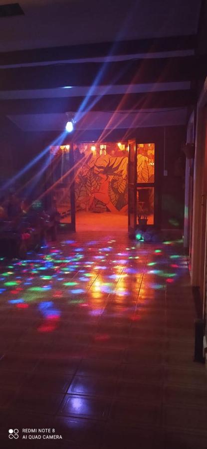 Efferus Hostel Убатуба Екстер'єр фото